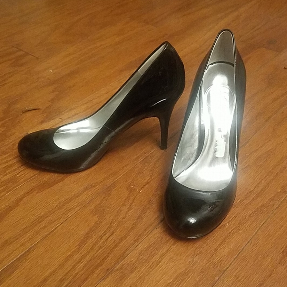Black Patent Jessica Simpson Heels